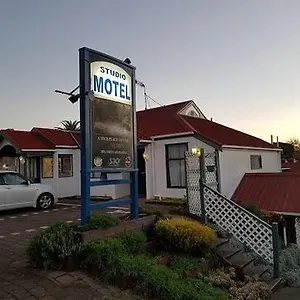 3* 汽车旅馆 纯粹汽车旅馆&民宿